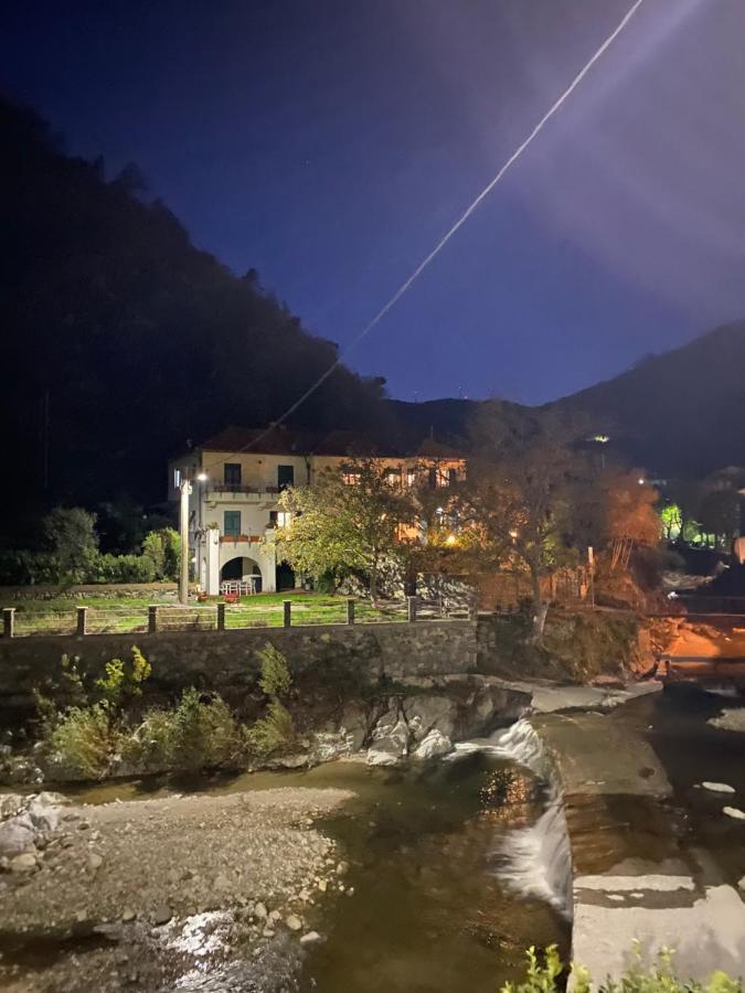 Appartamento In Villa A 5 Km Dal Mare Albisola Superiore Ngoại thất bức ảnh