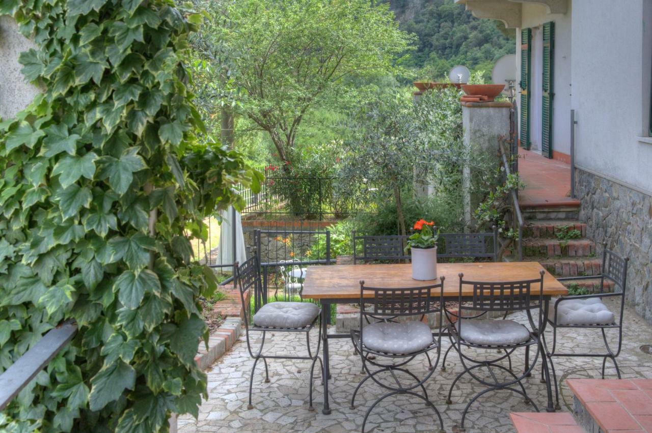 Appartamento In Villa A 5 Km Dal Mare Albisola Superiore Ngoại thất bức ảnh
